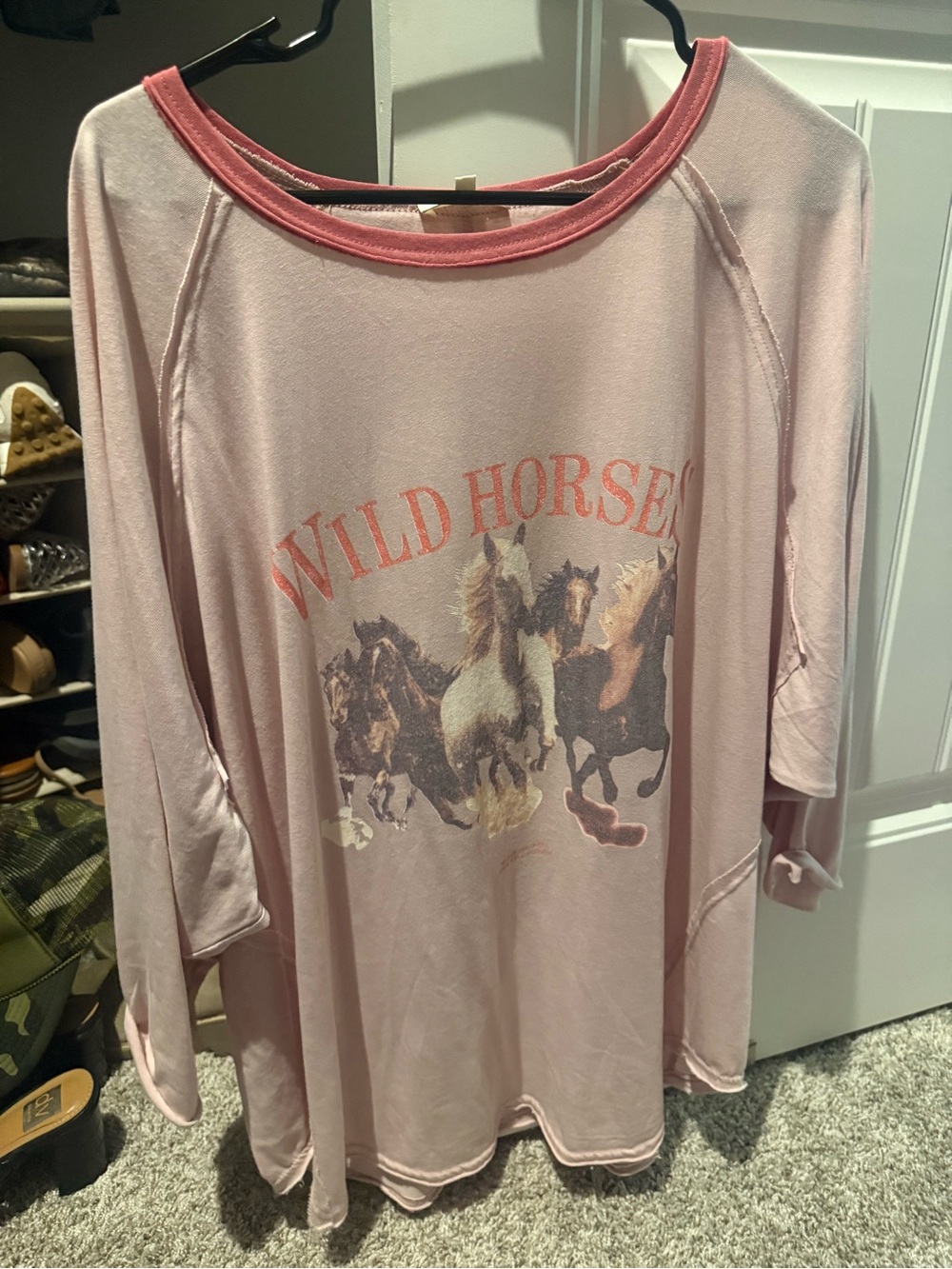 EASEL - Wild Horses Graphic Tee - Light Pink with Coral Trim
